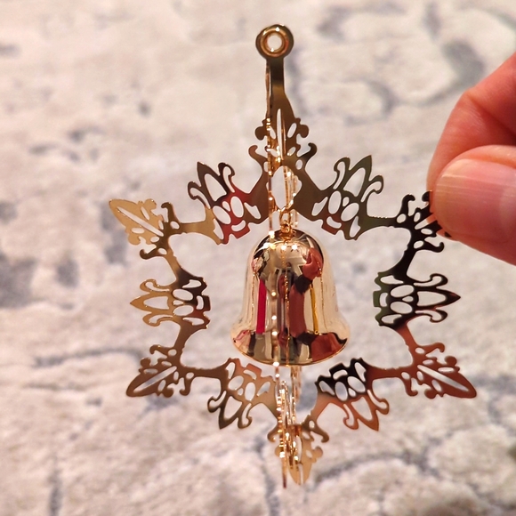 Reed & Barton | Holiday | Reed Barton 994 Snowflake Bell Ornament Gold ...